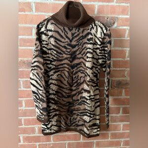 Vintage Adrienne Vittadini Women's 100%Merino Wool Tutleneck Sweater Size S